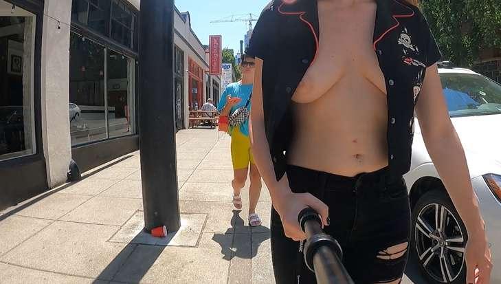 Open Shirt Street Walk