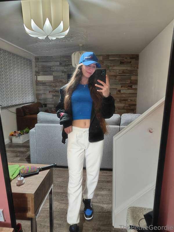 Swipe to strip! 💙