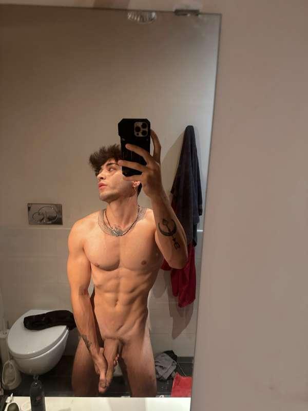 antoniosebert main image