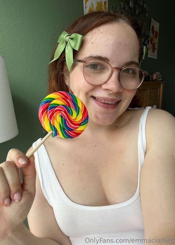 emmaclarkee image #0