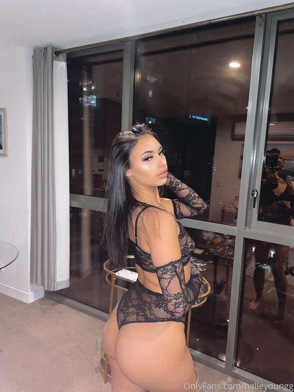 halleyoungg image #0