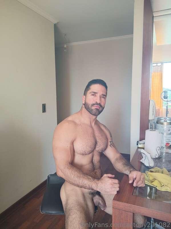 antony291082 image #0