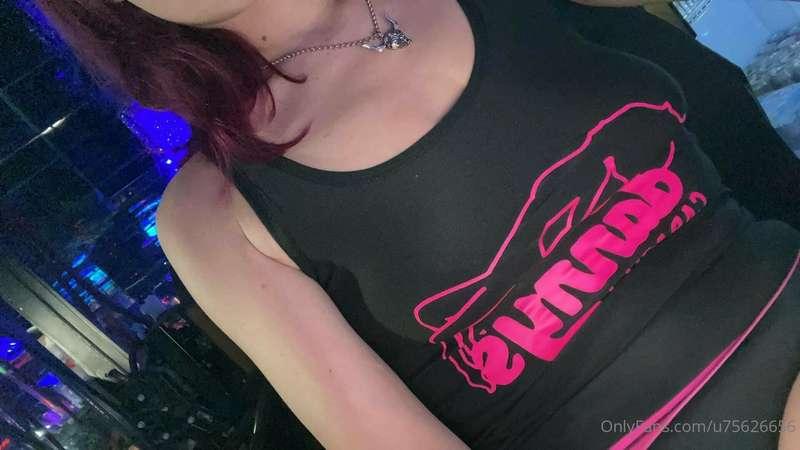 Me in my work uniform what yall think