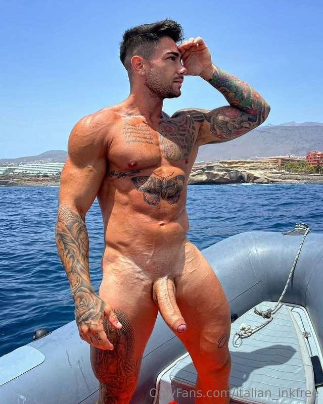 @dandylove has one of the hottest pages on OnlyFans!🔥 Subscr..