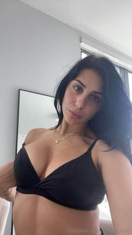 Tip $10 to give me an excuse to take my bra and underwear of..