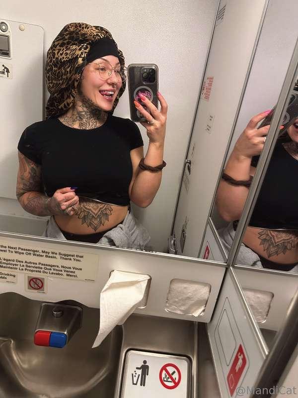 Should I post plane titties? 😈