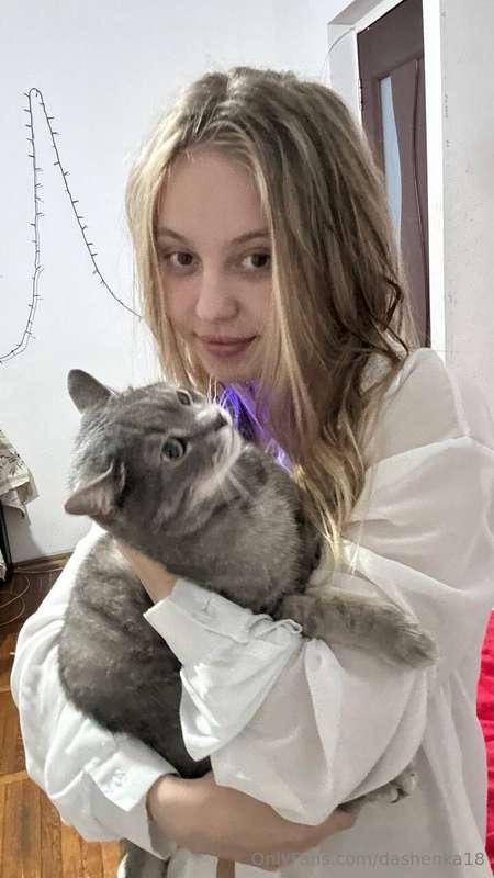 TWO KITTIES 😍🐈💖