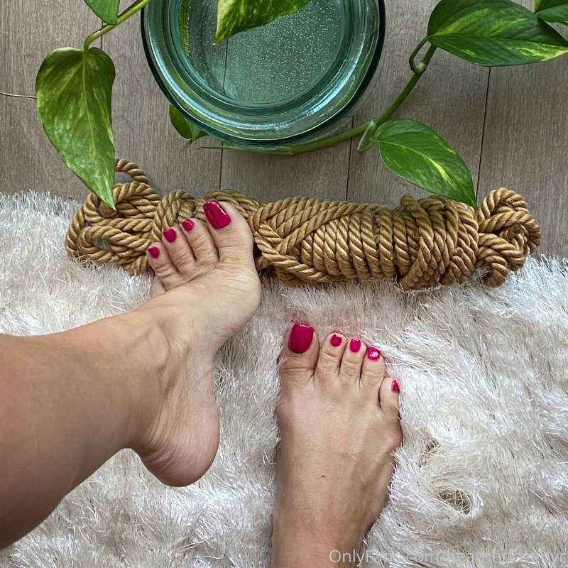 Rope play? Yay or nay? This rope feels so good between my so..