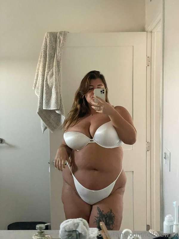which curves are your favorite? 💗😇