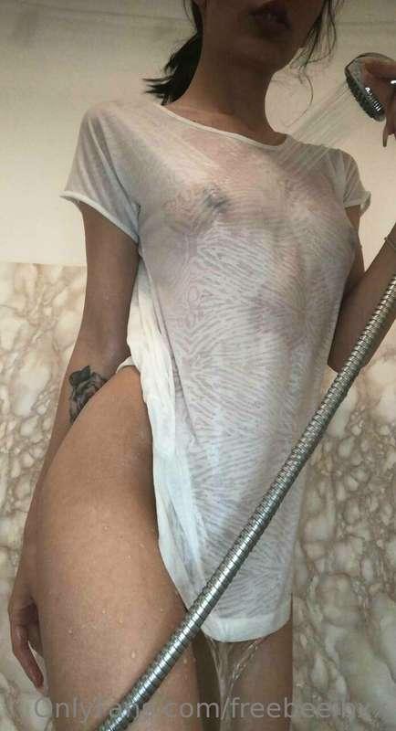 WETT💦💦  @beeibxx