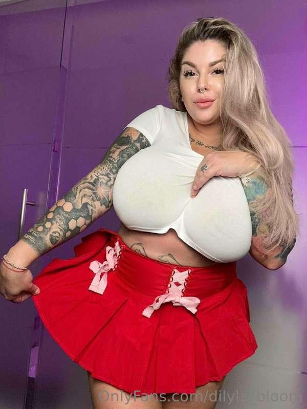 I need a chair... Could i use your face? 😛