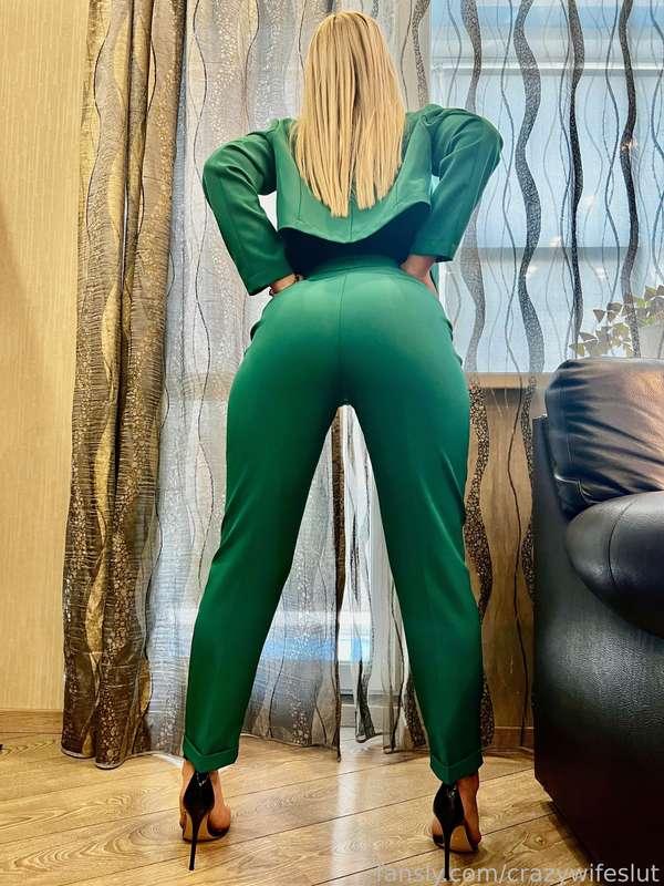 crazywifeslut image #1