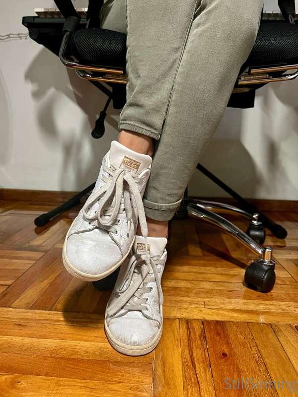 Found my old Stan Smith ☺️… would you like to see more of th..