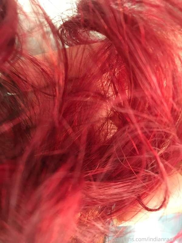 I dyed my hair red and this is all you get to see. The rest ..