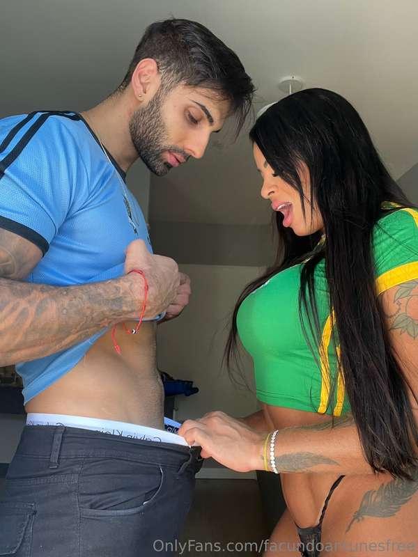 Quieres contenido mas explicito? Sigueme en mi cuenta privad..