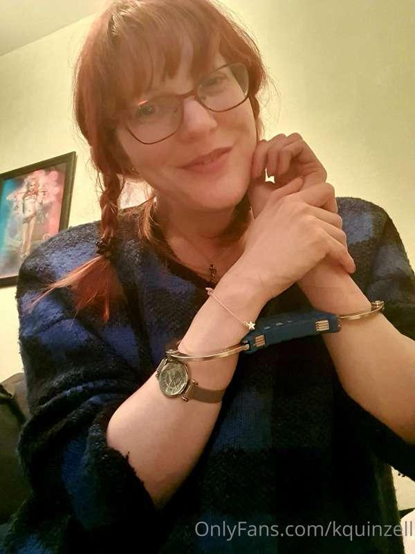 Had a video chat with my friend cuffkey in my cuffs 💙