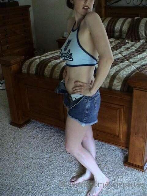 robynrythes image #5
