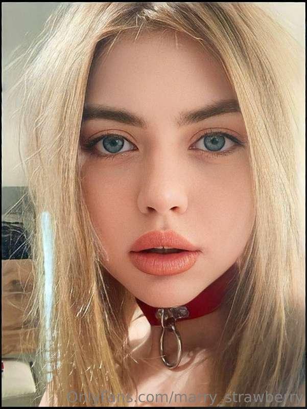 Little cutie  @sandrateeny  is 18 years just turned old🤤 Thi..