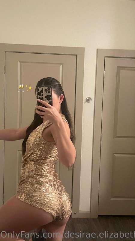 Happy New Year babes🤩 sooo incredibly blessed for all of you..