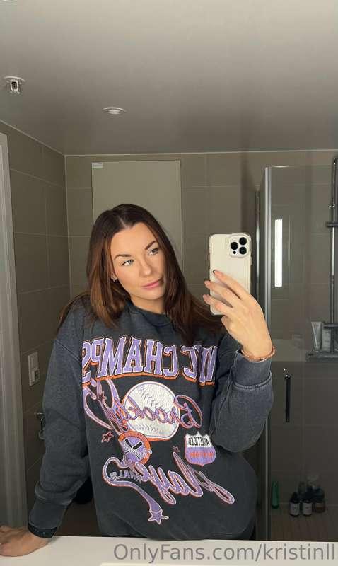 Rise and shine🤩 What do you wanna se today?😈