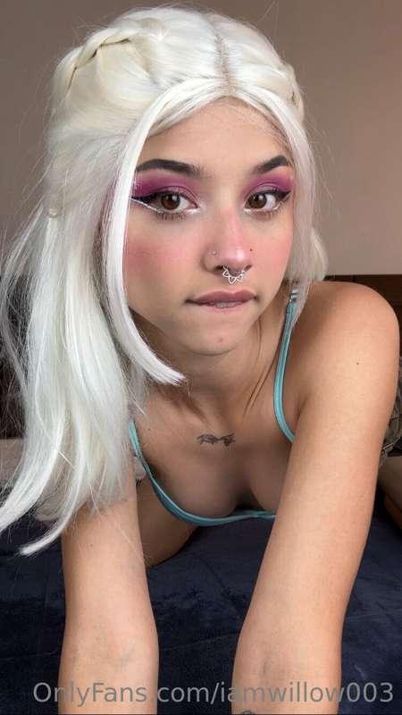 Can i be your Khaleesi? 😏🤍🔥