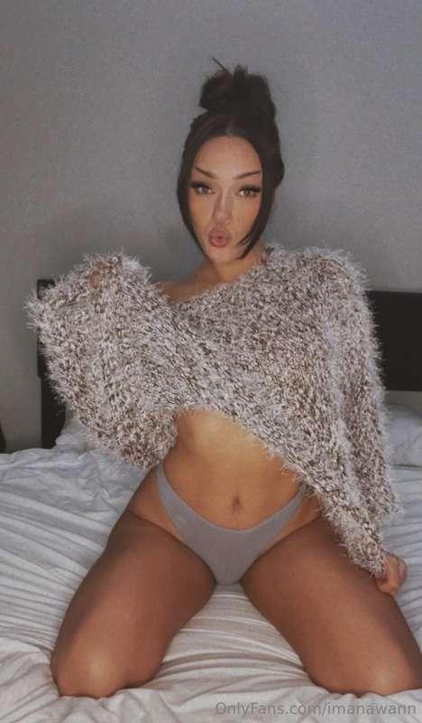sweater weather 🥰