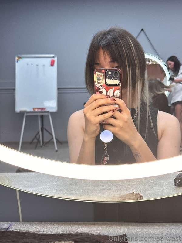Getting ready to new shoot 📸 Are you waiting? 🥰 