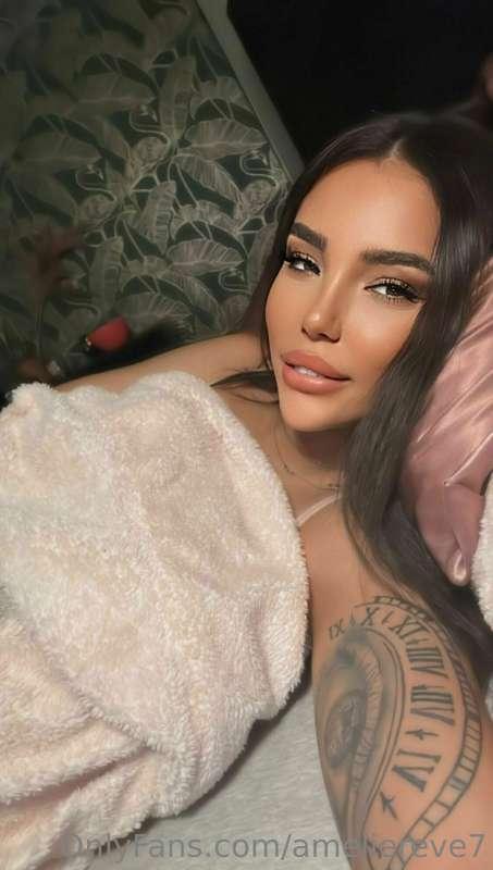 Hello babe now I’m ready for videochat, dick rating, sexting..