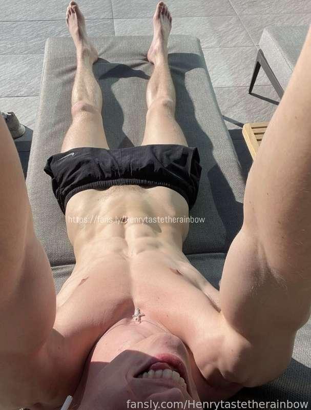 henrytastetherainbow image #2