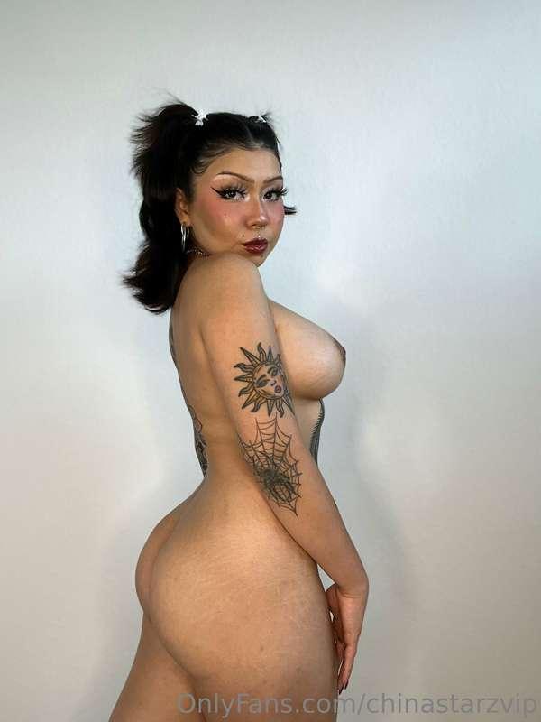 Mommy wants to see you cum send me your best cumming videos ..
