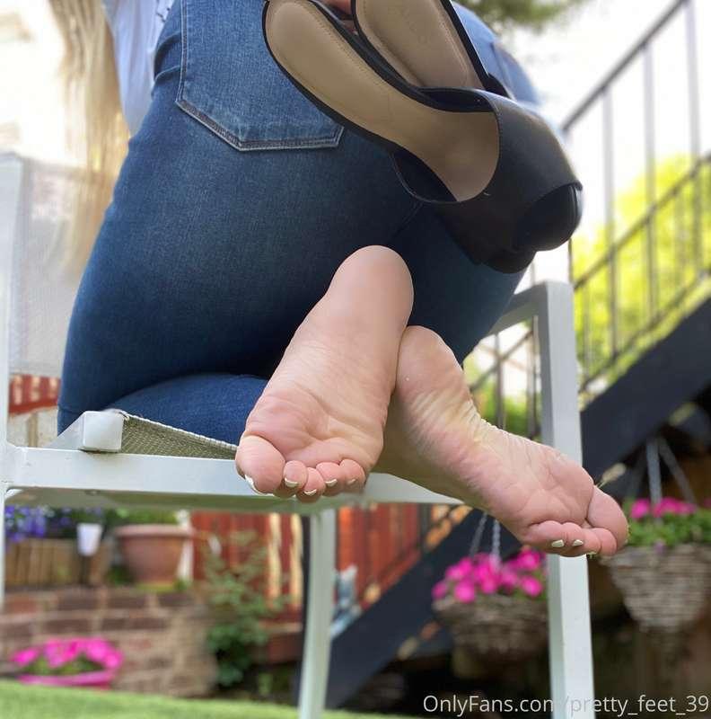 pretty_feet_39 image #2