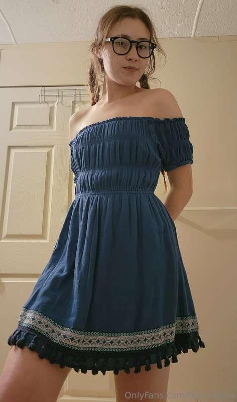 teenyfoxxx image #3