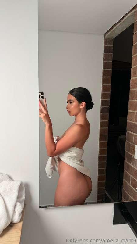 amelia_clark9 image #0