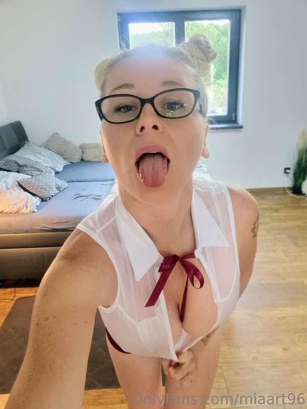 Give to me 😈😈😈😈