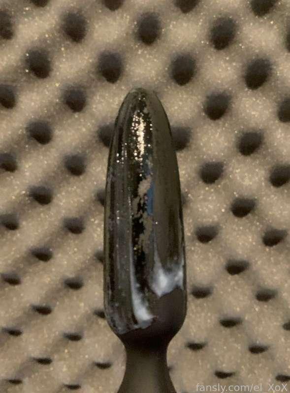 IRL PICS!! Aftermath of a few anal plugs!! This is the aftermath of shoving it in my pussy and then out for you~ ♡