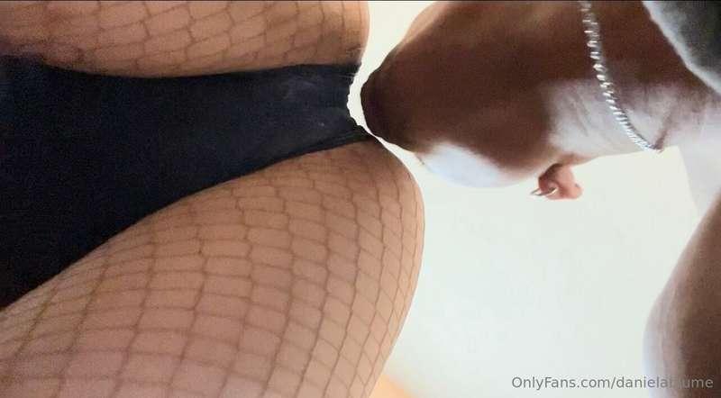 La forma en que encaja su boca en mi culo…