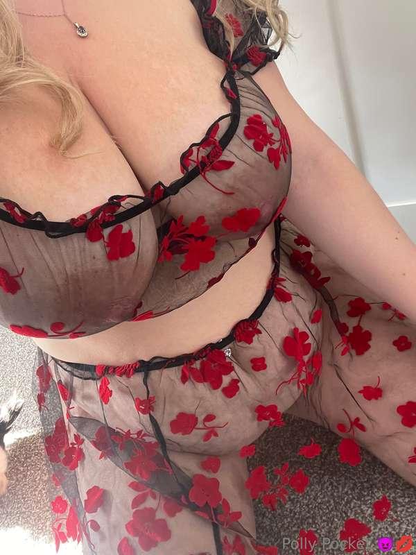 The sheerness of this lingerie set is enough to make you har..