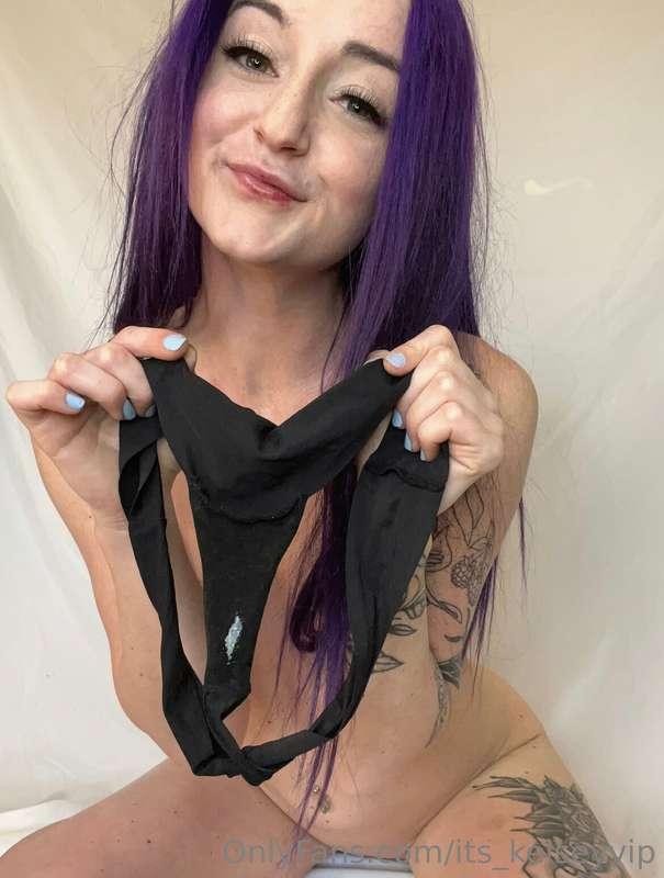 i just know you want a personal pair of my wet 💦 panties 🌸

..