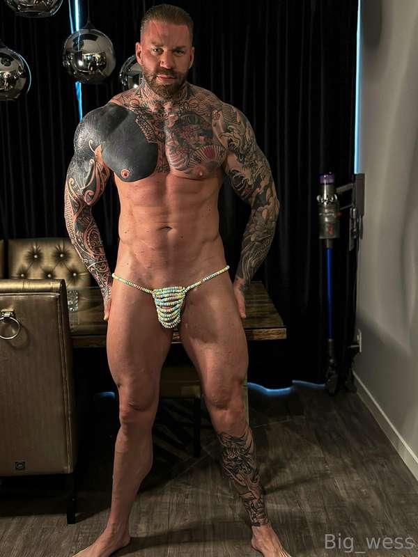 Who wants some candy 🍬 😈