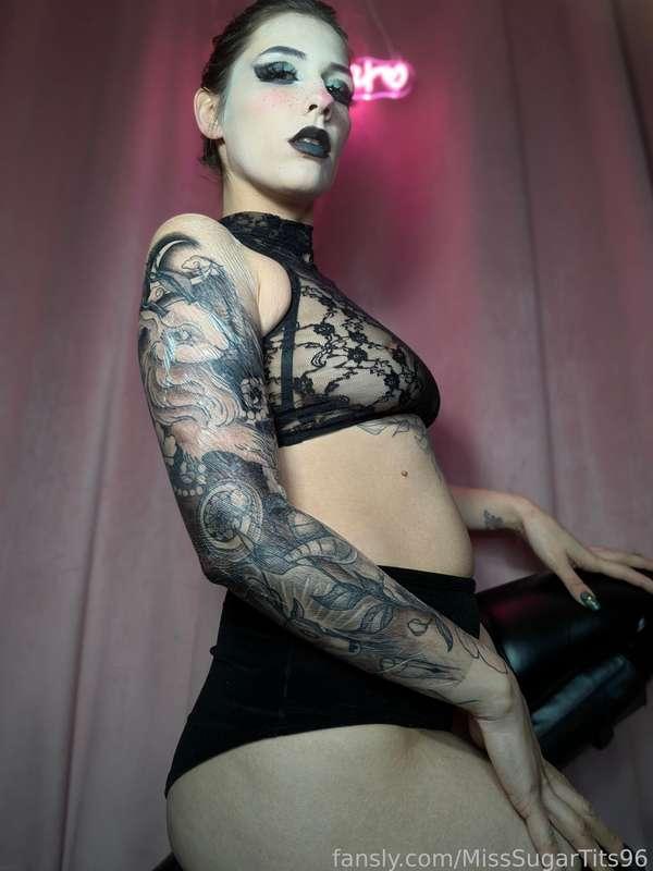 misssugartits96 image #3