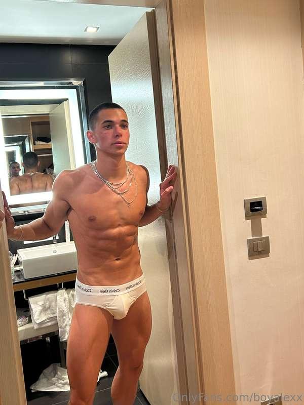 Take me back 💦😋