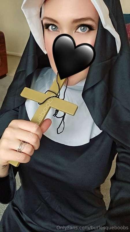 More of THIS horny nun. She's so desperate to be corrupted. 