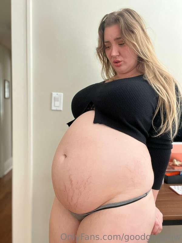 Can't decide if it looks bigger standing or sitting...