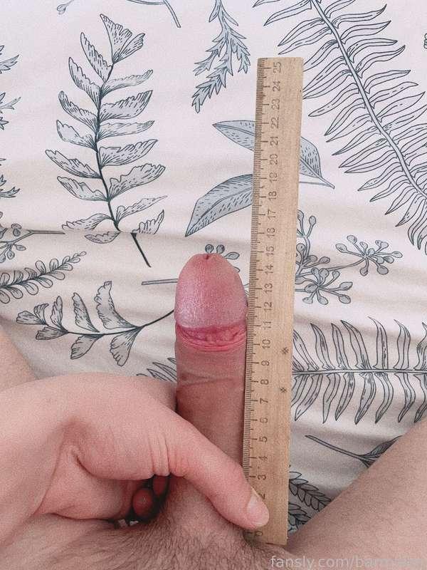 some asked to measure the length of my dick - here we go! not so big but not so small, I think 🍌🤭✨

bonus to this, close up dick photo after cumshot! hope you don't mind that I'm not shaved 🫣

#fyp #nsfw #horny #boy #unshaved #dick