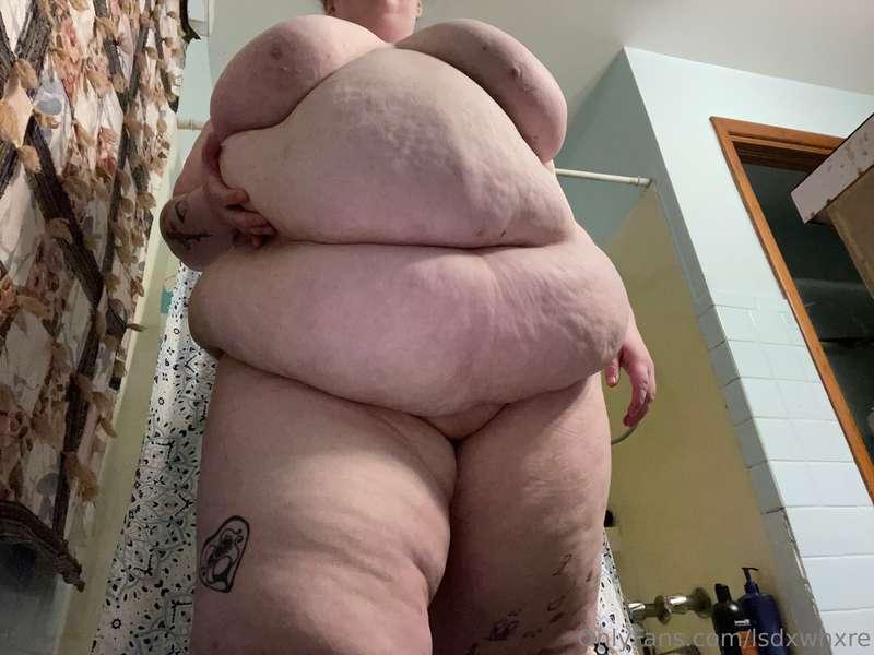 you can see my fupa from this angle 😋