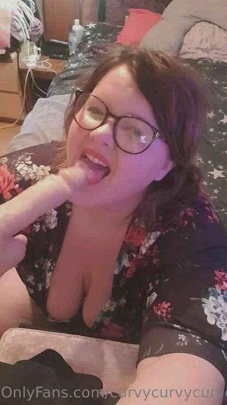 I want to see your cock pic in my Dms!!