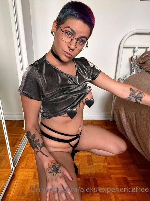 Can I sit on your face like this?