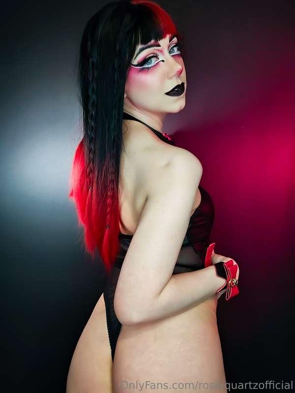 roseiquartzofficial image #3