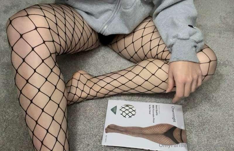 Fishnet video is up and posted below! 🙈