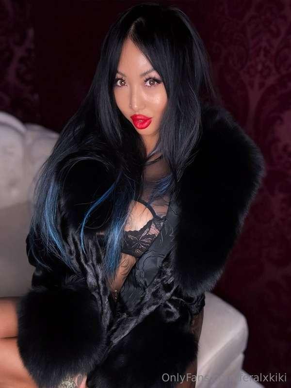 You like being teased or just humiliated with affection? Eit..